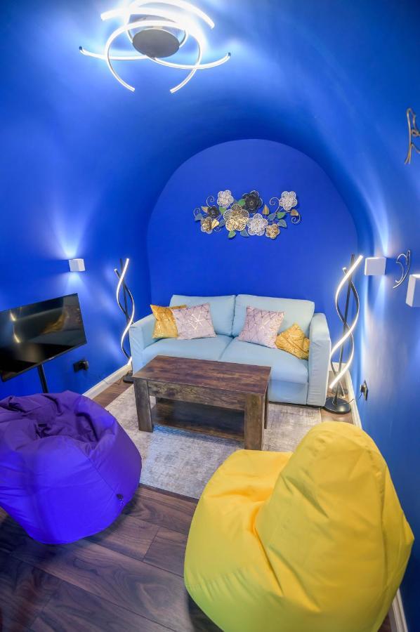 Appartement Quirky Vaulted Flat With Terrace à Bath Extérieur photo