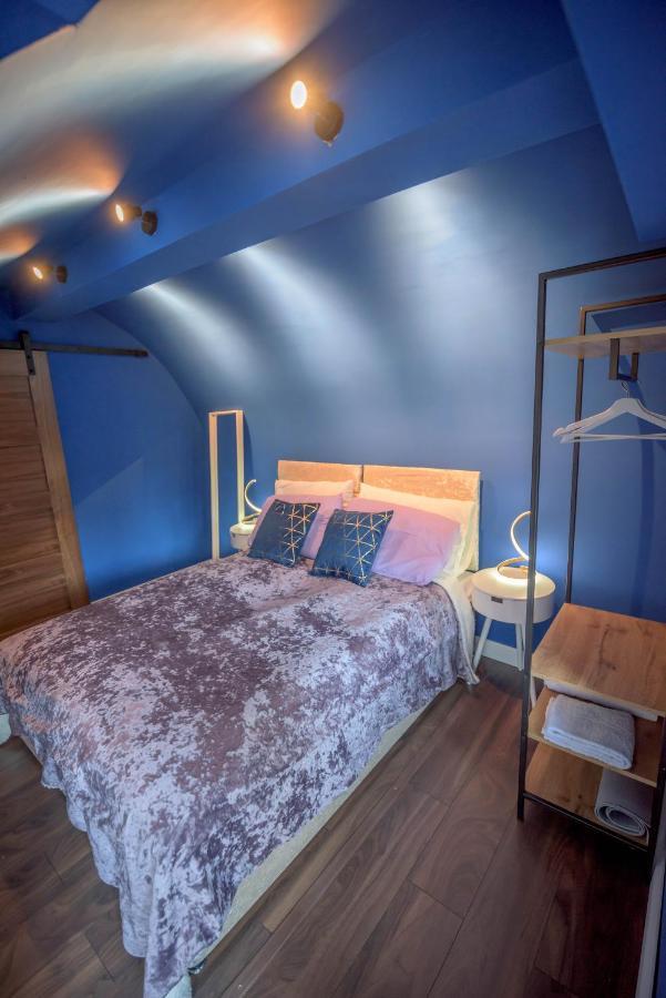 Appartement Quirky Vaulted Flat With Terrace à Bath Extérieur photo