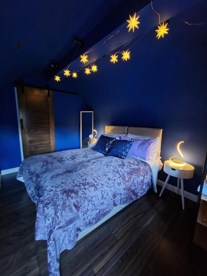 Appartement Quirky Vaulted Flat With Terrace à Bath Extérieur photo